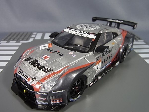 Takara Tomy Transformers Super GT 03 GTR Megatron Out Of Package Images  (16 of 18)